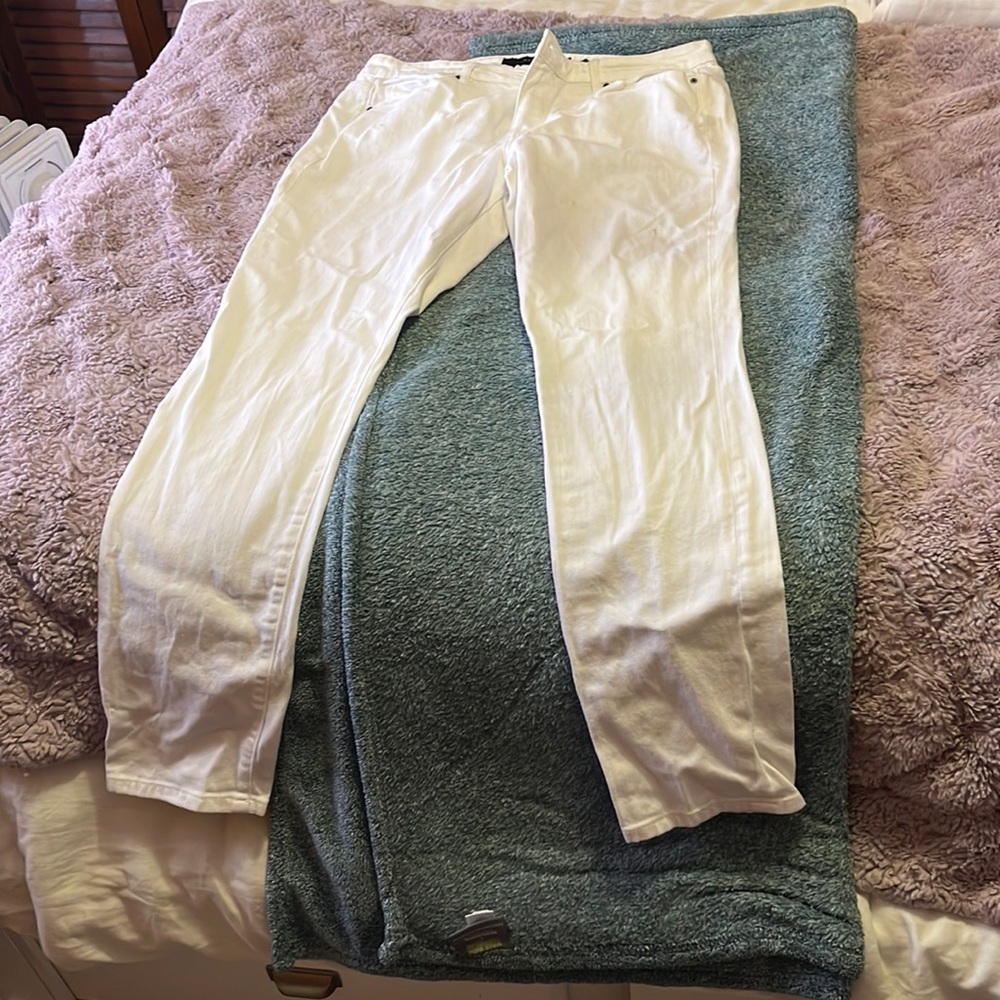 White cotton jeans